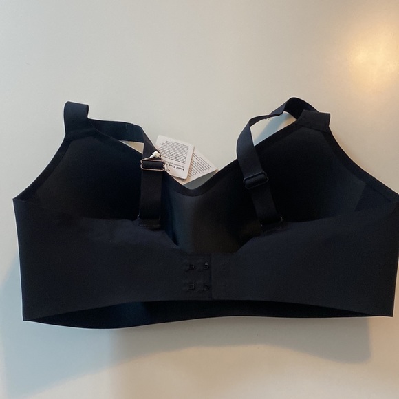 34DD Lululemon Hold True Bra Black - Picture 8 of 10